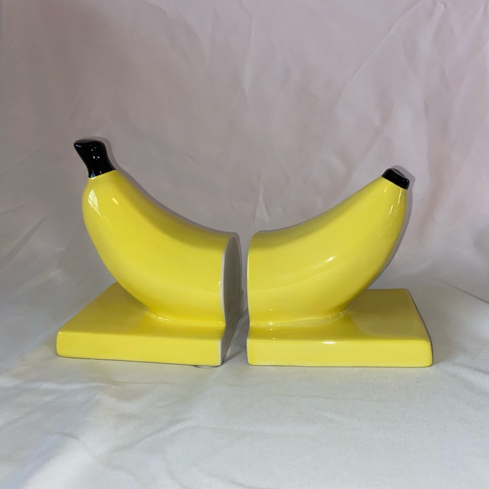 Banana Book Ends